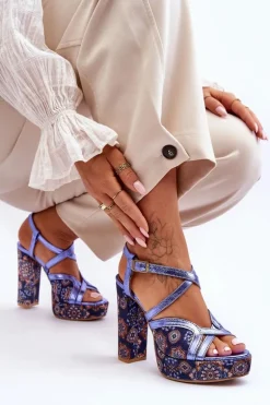 Skórzane Sandały Na Obcasie Maciejka 06084-17 Granatowe