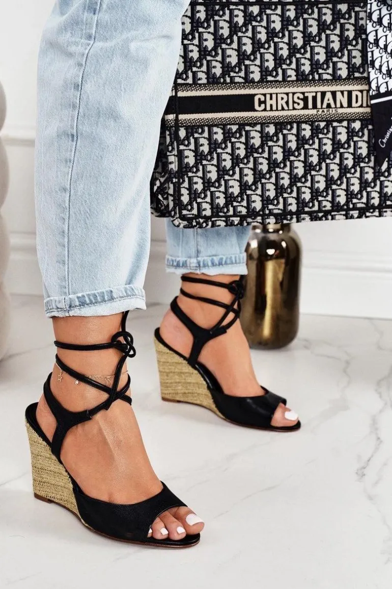 Skórzane Sandały Na Plecionym Koturnie Laura Messi 1944 Czarne