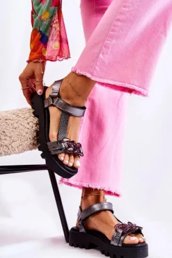 Skórzane Sandały Na Rzepy Maciejka L5009-41 Ciemnosrebrne