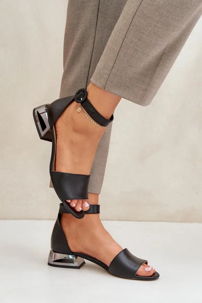 Skórzane Sandały Na Srebrnym Obcasie Laura Messi 2143 Czarne