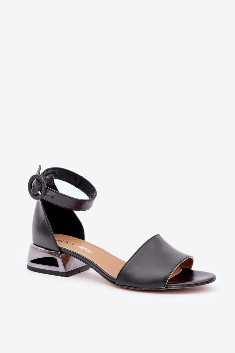 Skórzane Sandały Na Srebrnym Obcasie Laura Messi 2143 Czarne