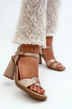 Skórzane Sandały Na Słupku Maciejka 06029-25 Złote