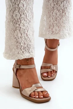 Skórzane Sandały Na Słupku Maciejka 06029-25 Złote