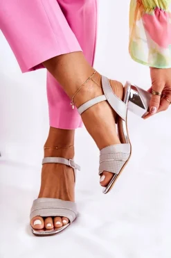 Skórzane Sandały Na Słupku Srebrne Corane