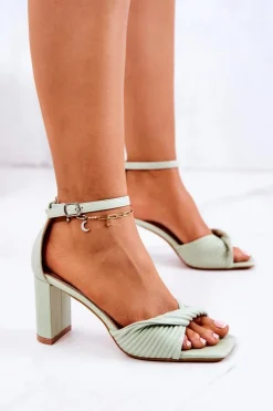 Skórzane Sandały Na Słupku Zielone Sheela