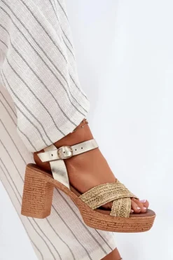 Skórzane Sandały Na Słupku Z Plecionką Na Paskach Zazoo 40460 Złote