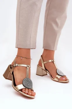 Skórzane Sandały Na Słupku Z Ozdobą D&A JC51-842 Złote