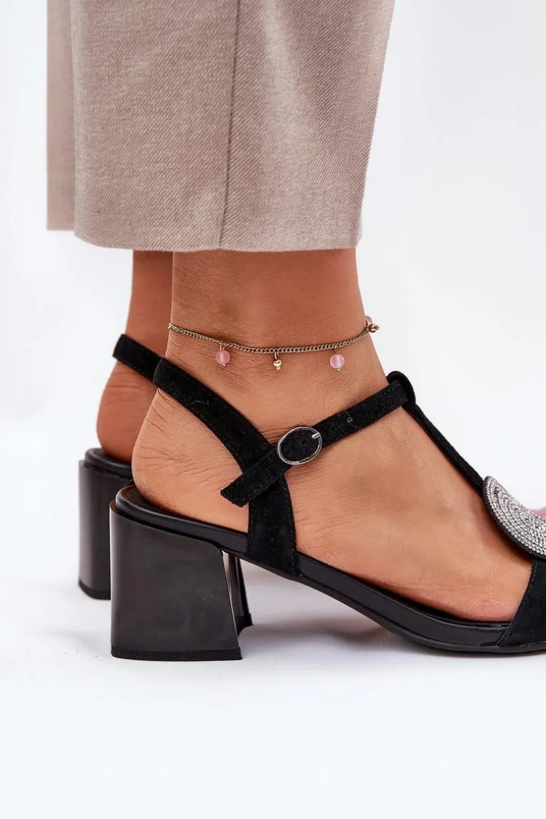 Skórzane Sandały Na Słupku Z Ozdobą D&A JC51-842 Czarne