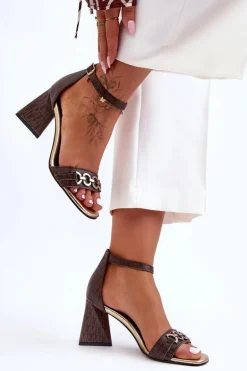 Skórzane Sandały Na Trójkątnym Obcasie Laura Messi 2595 Brązowe