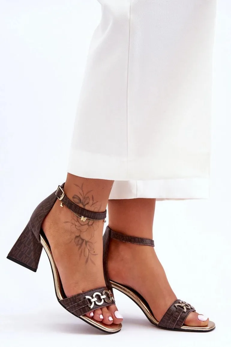 Skórzane Sandały Na Trójkątnym Obcasie Laura Messi 2595 Brązowe