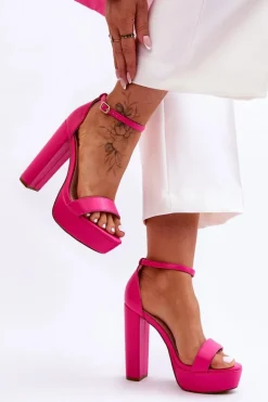Skórzane Sandały Na Wysokim Słupku I Platformie Różowe Sky Dream