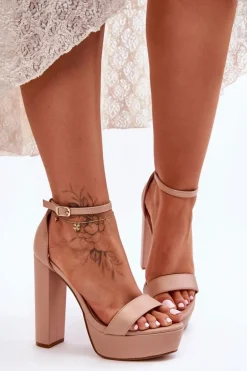 Skórzane Sandały Na Wysokim Słupku I Platformie Nude Sky Dream