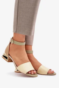 Skórzane Sandały Na Złotym Obcasie Laura Messi 2143 Beżowe