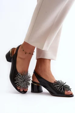 Skórzane Sandały Z Ozdobą Laura Messi 2719 Czarne