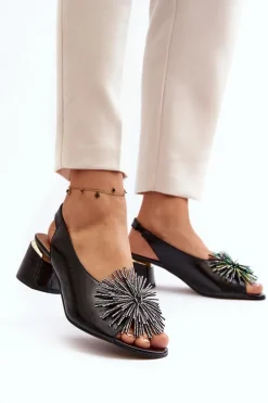 Skórzane Sandały Z Ozdobą Laura Messi 2719 Czarne