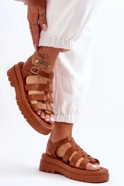 Skórzane Sandały Z Paseczkami Brązowe Colet