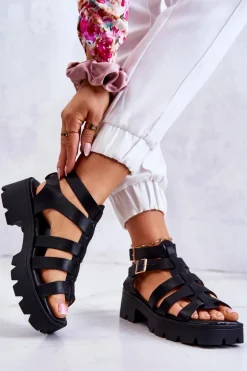 Skórzane Sandały Z Paseczkami Czarne Minorite