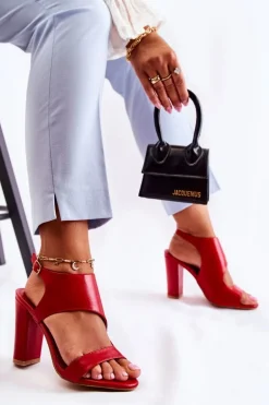 Skórzane Sandały Z Wycięciem Czerwone Maronni