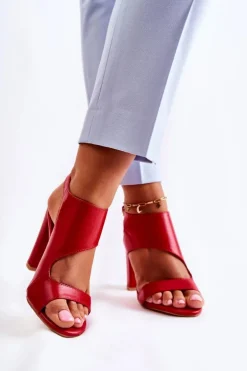 Skórzane Sandały Z Wycięciem Czerwone Maronni