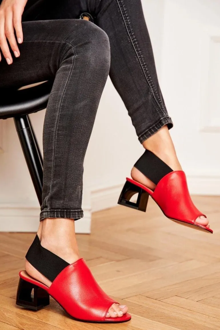 Skórzane Sandały Ze Ściągaczem Laura Messi 1919 Czerwone