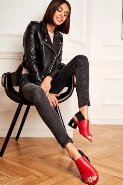 Skórzane Sandały Ze Ściągaczem Laura Messi 1919 Czerwone