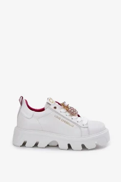 Skórzane Sneakersy Z Ozdobną Broszką Ananas CheBello 4651 Białe