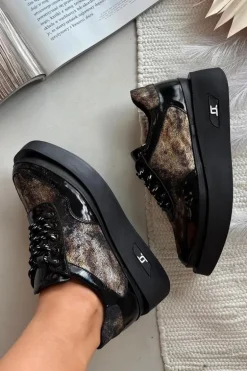 Skórzane Sznurowane Półbuty Damskie Na Platformie Artiker 57C2042 Czarno-Złote