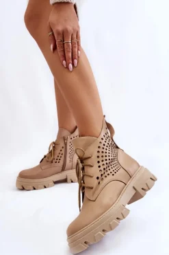 Skórzane Workery Z Ażurowym Wzorem Beżowe Abilene
