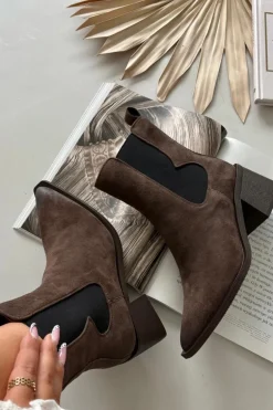 Skórzane Zamszowe Botki Damskie Na Słupku Ocieplane Artiker 57C0047 Brązowe