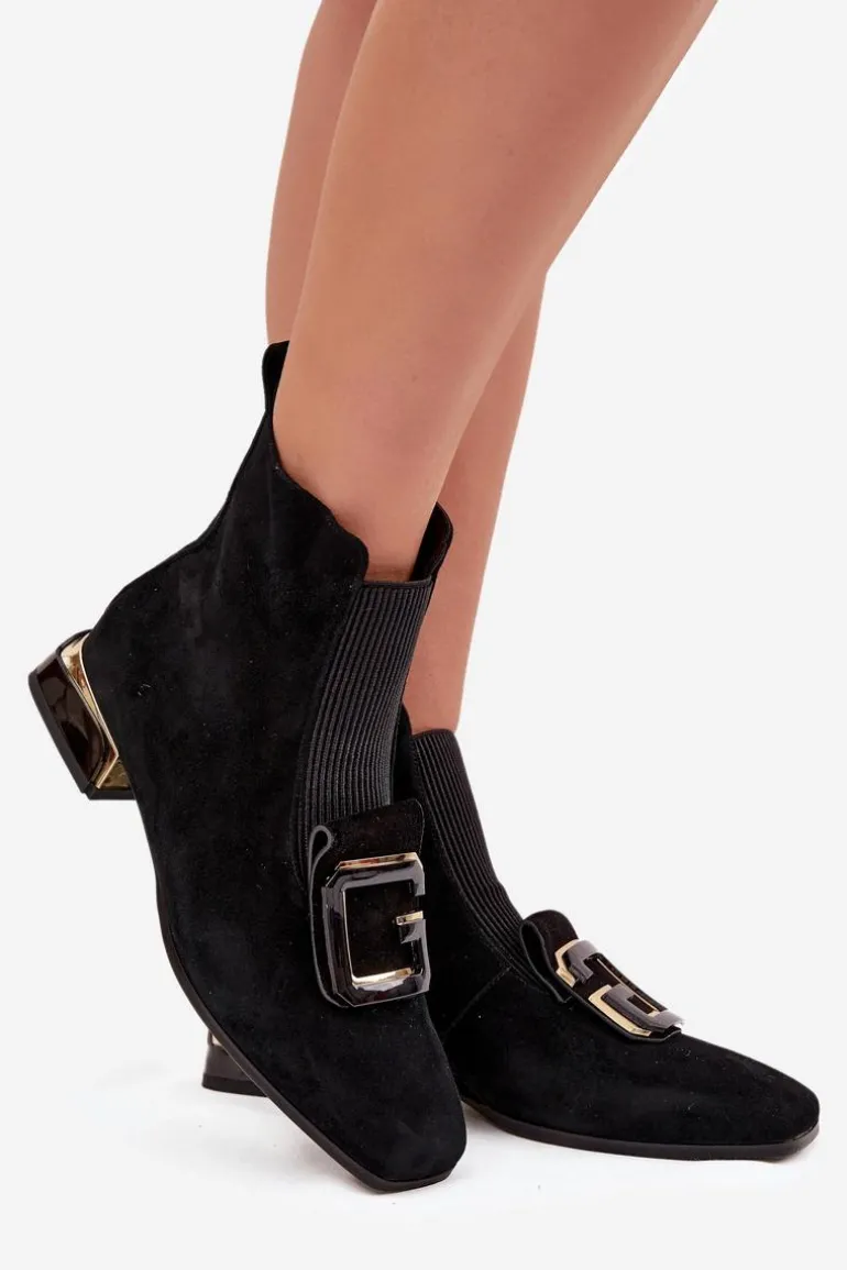 Skórzane Zamszowe Botki Damskie Na Niskim Obcasie Z Ozdobą D&A MR52-217 Czarne