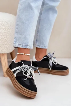 Sneakersy Damskie Na Platformie Z Ozdobami Czarne Vinness