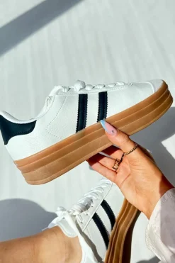 Sneakersy Damskie Na Platformie Białe Egelia