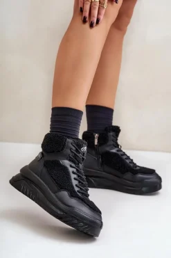 Sneakersy Damskie Na Platformie Z Futerkiem Typu Baranek Lee Cooper LCJ-24-47-3145 Czarne