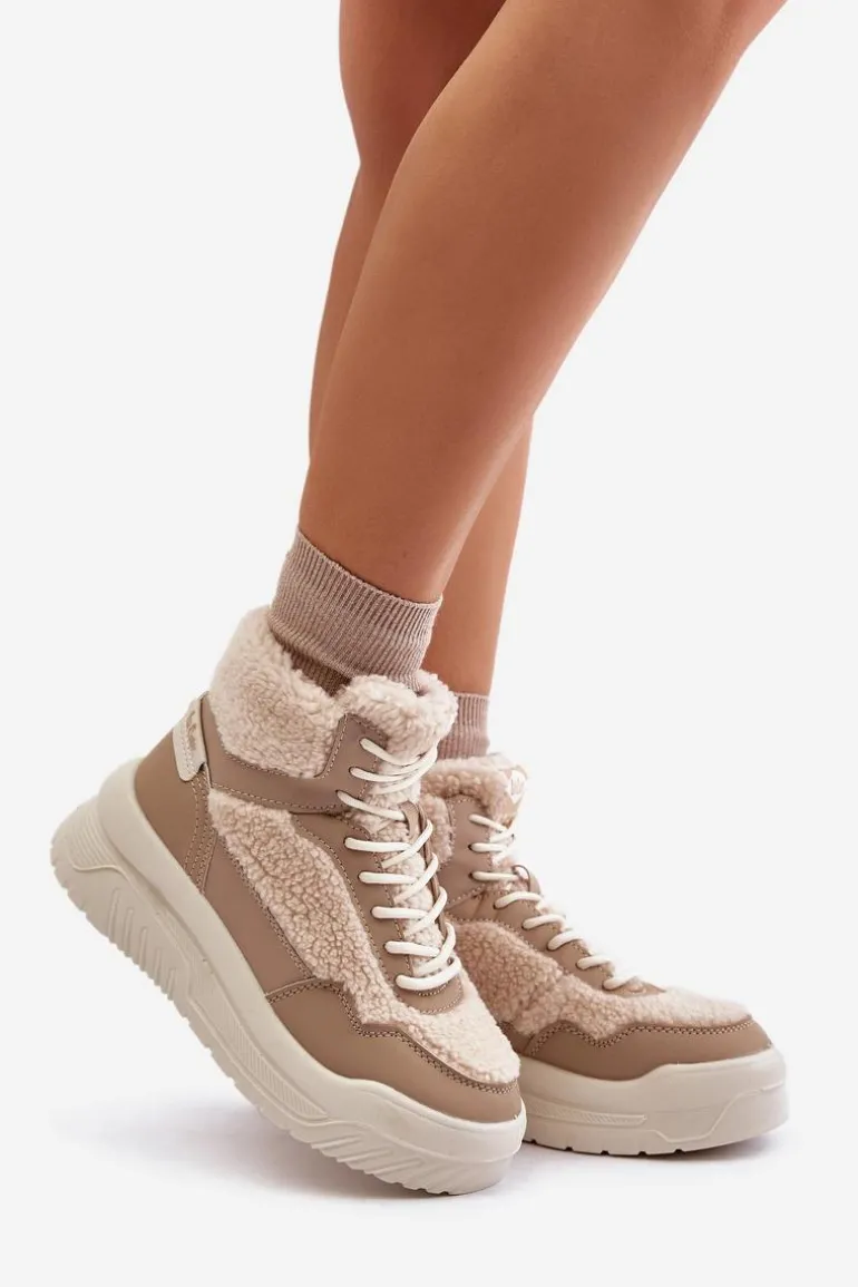 Sneakersy Damskie Na Platformie Z Futerkiem Typu Baranek Lee Cooper LCJ-24-47-3146 Beżowe