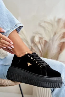 Sneakersy Damskie Ocieplane Na Masywnej Podeszwie Ze Złotym Detalem Czarne Lotira