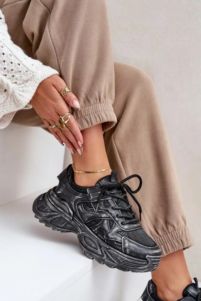 Sneakersy Damskie Z Przetarciami Na Platformie Czarne Seladwen