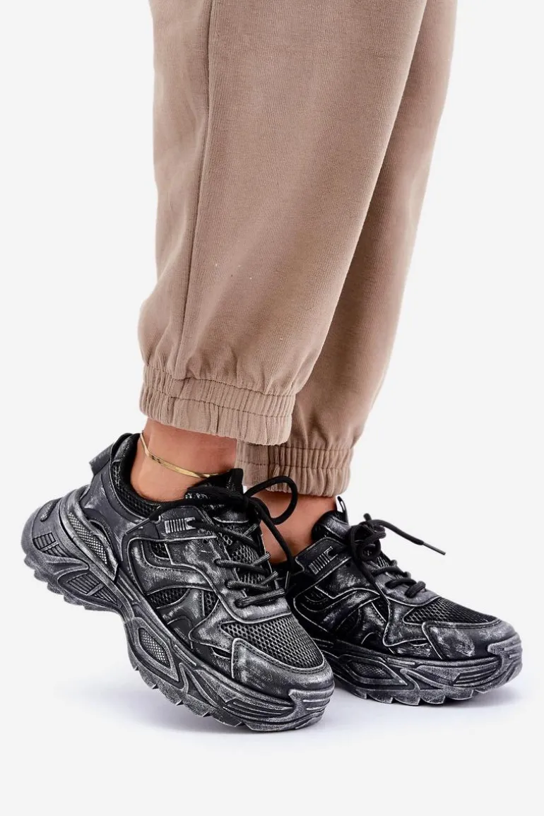 Sneakersy Damskie Z Przetarciami Na Platformie Czarne Seladwen