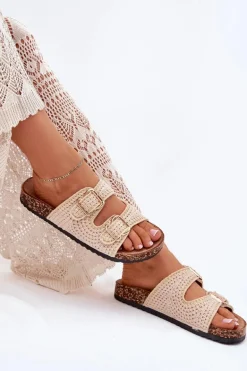 Szydełkowe Klapki Damskie Ze Złotymi Klamrami Beżowe Fenira