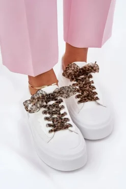 Trampki Damskie Na Masywnej Platformie Z Ozdobnym Sznurowaniem Białe Zidora