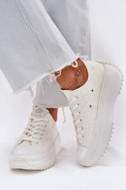 Trampki Damskie Z Haftem Na Platformie Lee Cooper LCW-25-31-3465L Białe