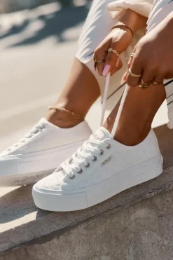 Trampki Damskie Z Koronką Lee Cooper LCW-25-31-3438L Białe