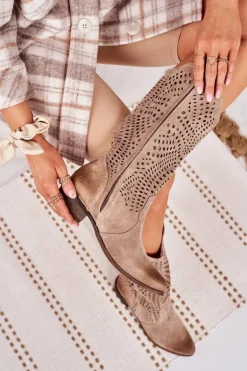 Wiosenne Ażurowe Kozaki Zamszowe Exquisite 1229 Beżowe