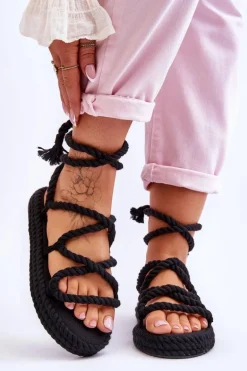 Wiązane Sandałki Na Masywnej Platformie Czarne Can't Wait