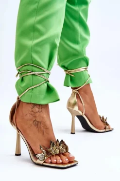 Wiązane Sandałki Na Szpilce Z Motylami Złote Delmar