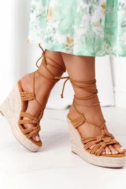 Wiązane Sandały Na Koturnie Z Plecionką Camel Run The World