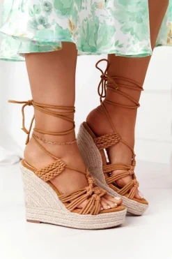 Wiązane Sandały Na Koturnie Z Plecionką Camel Run The World