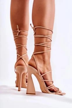 Wiązane Sandały Na Modnym Obcasie Nude Canves