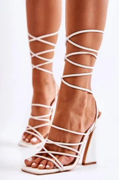 Wiązane Sandały Na Modnym Obcasie Białe Canves