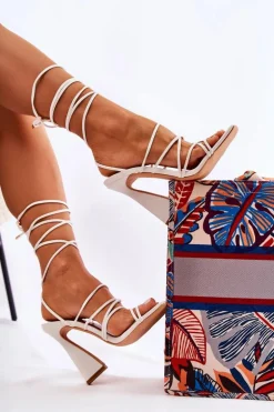 Wiązane Sandały Na Modnym Obcasie Białe Canves