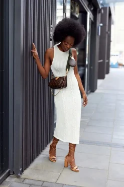 Wiązane Sandały Na Słupku Camel Catwalk